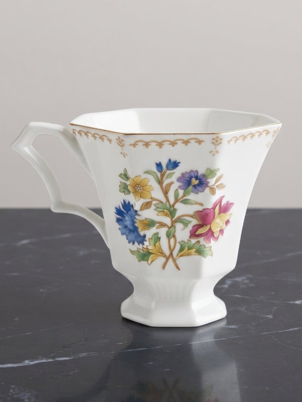 Vintage NIKKO Classic Collection Floral Bone China Footed Coffee Mug Japan 3.75"